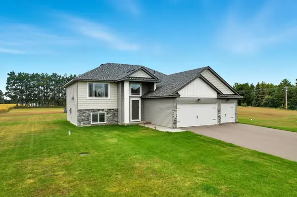 35660 Palisade DR NE, Cambridge Twp, MN 55008