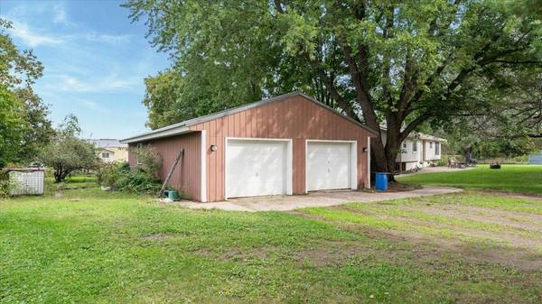 1426 Harbor ST, Brunswick Twp, MN 56358