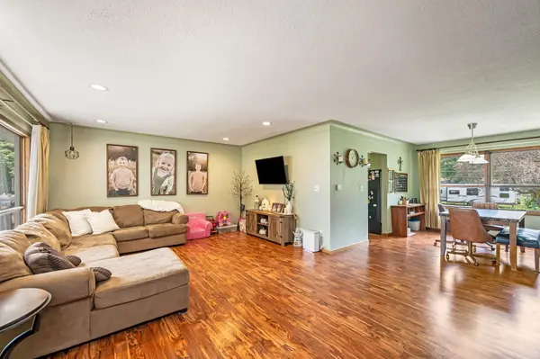 320 Park ST, Sherburn, MN 56171