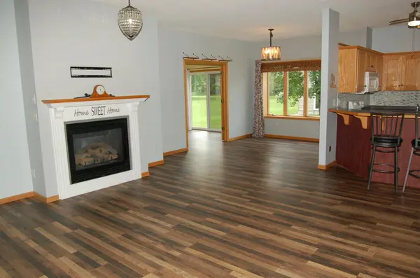 224 Goldfinch LN, Clearwater, MN 55320