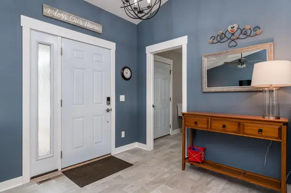 328 Cedar Trail DR, Le Sueur, MN 56058