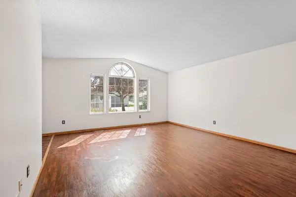 1703 D Carriage Home DR, Austin, MN 55912