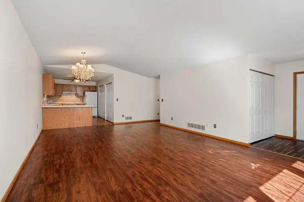 1703 D Carriage Home DR, Austin, MN 55912