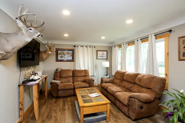 413 Borden AVE W, Buffalo Lake, MN 55314