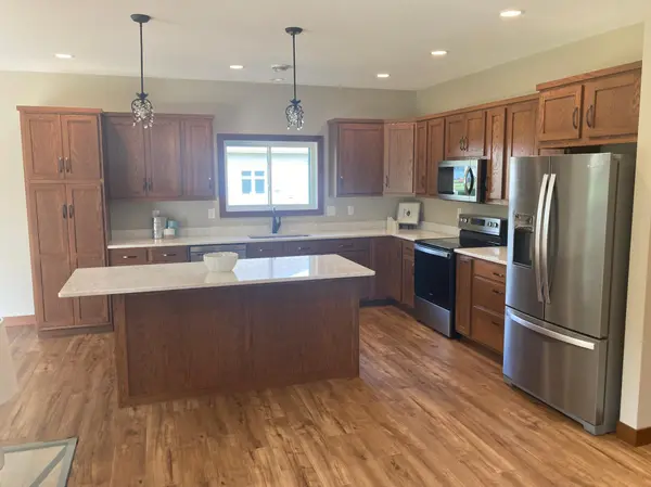 347 5th AVE NE, Mazeppa, MN 55956