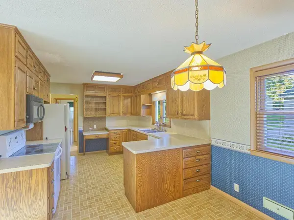 223 Maple ST N, Lester Prairie, MN 55354
