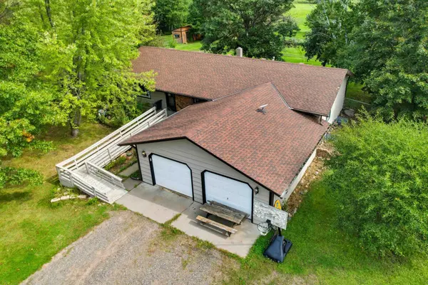 2138 Naples ST, Comfort Twp, MN 55051
