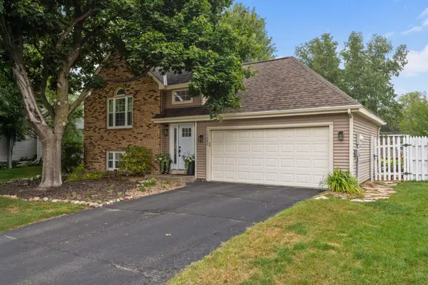11282 50th PL N, Plymouth, MN 55442