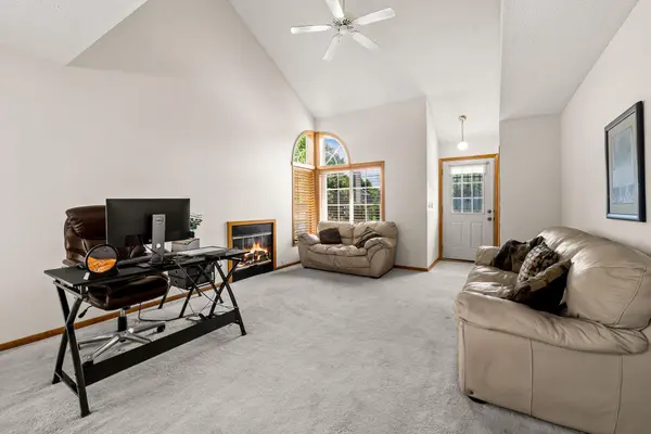 930 106th LN NW #9NW, Coon Rapids, MN 55433