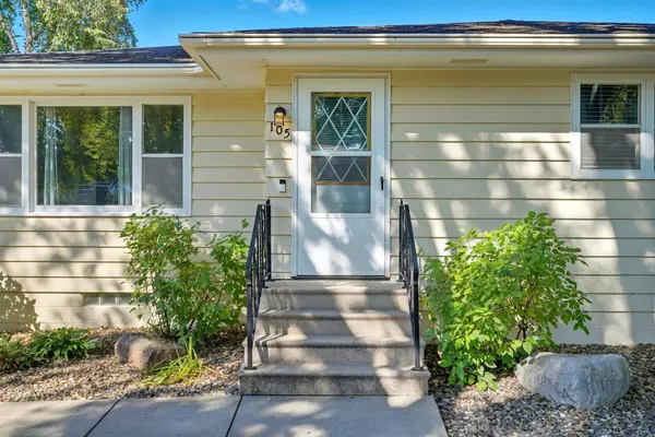 105 5th ST SE, New Prague, MN 56071