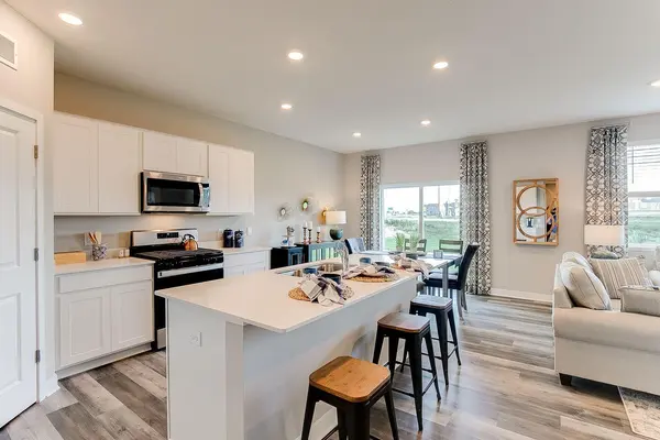 2495 Marsh View CT, Shakopee, MN 55379