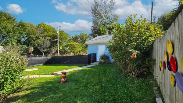 1058 6th ST E, Saint Paul, MN 55106