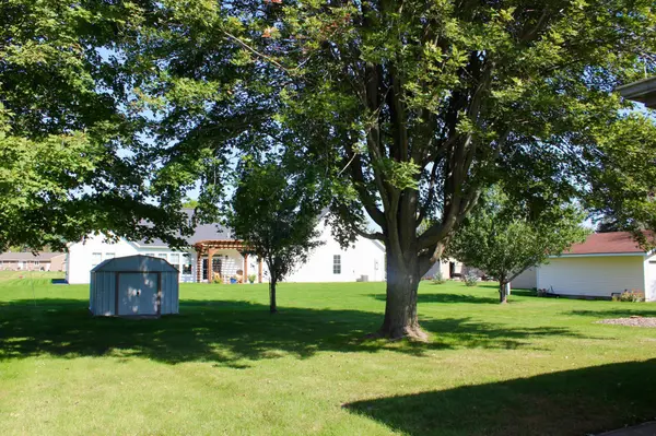 232 5th ST NW, Blooming Prairie, MN 55917