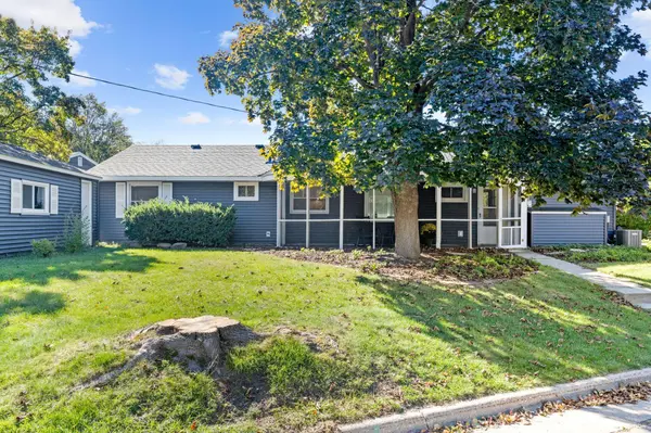 1330 Colby AVE, Saint Paul, MN 55116