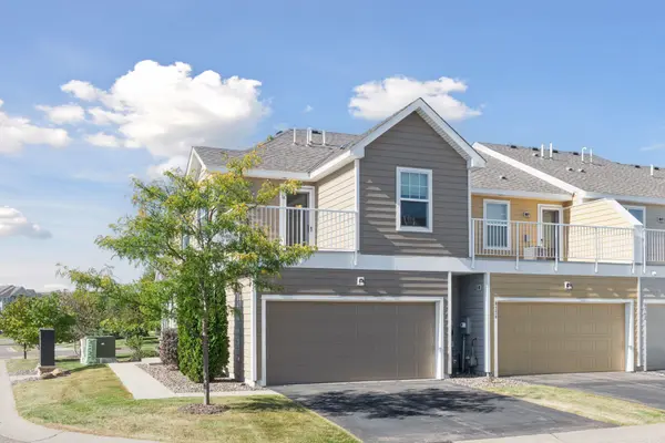 8350 Jonquil LN N, Maple Grove, MN 55369
