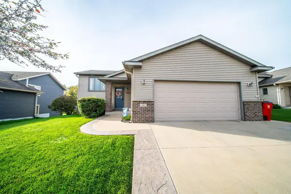 300 Luella PL NE, Stewartville, MN 55976