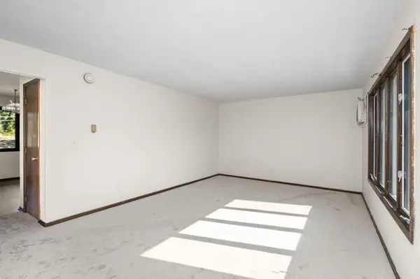 71 66th WAY NE, Fridley, MN 55432