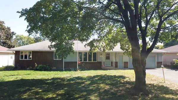 8633 Grospoint AVE S, Cottage Grove, MN 55016