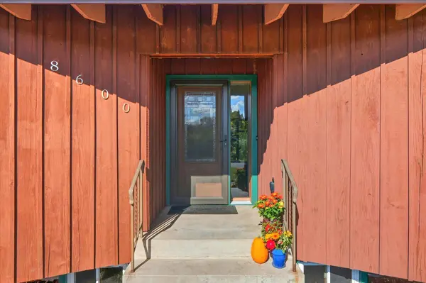 8600 Medicine Lake RD, New Hope, MN 55427