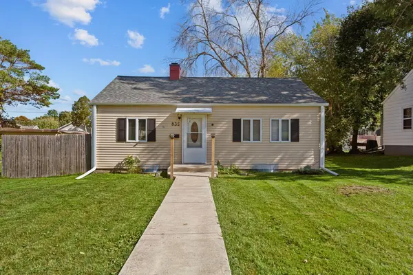 835 Carlton AVE, Faribault, MN 55021