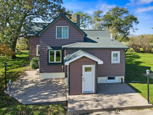 2206 90th AVE, Baldwin, WI 54002