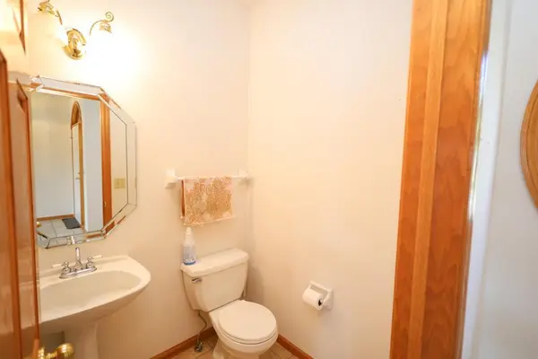 3304 Lake ST NW, Rochester, MN 55901