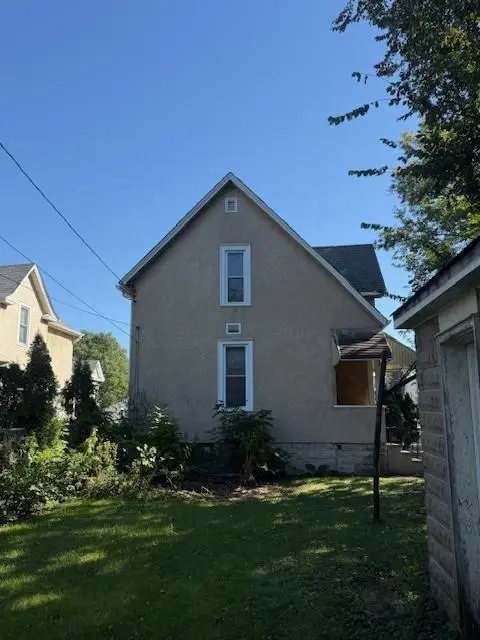389 Osceola AVE S, Saint Paul, MN 55102