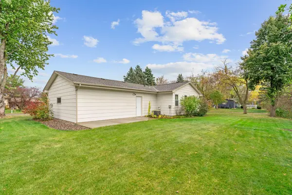 13611 Evergreen LN N, Dayton, MN 55327