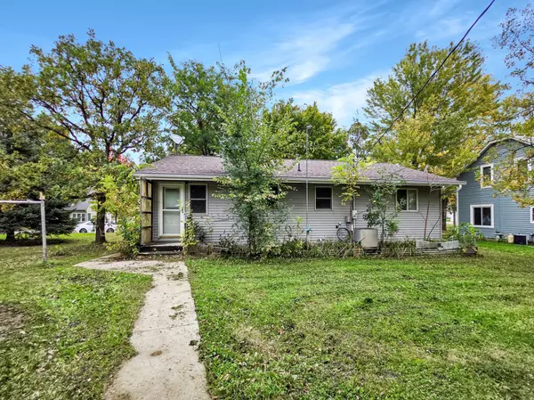 430 Amy ST, Maynard, MN 56260