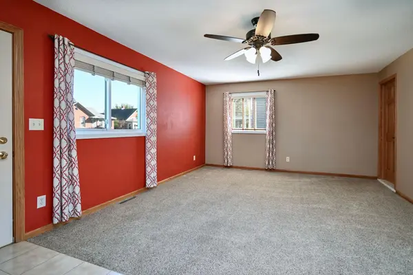 483 E Howard (10th) ST, Winona, MN 55987