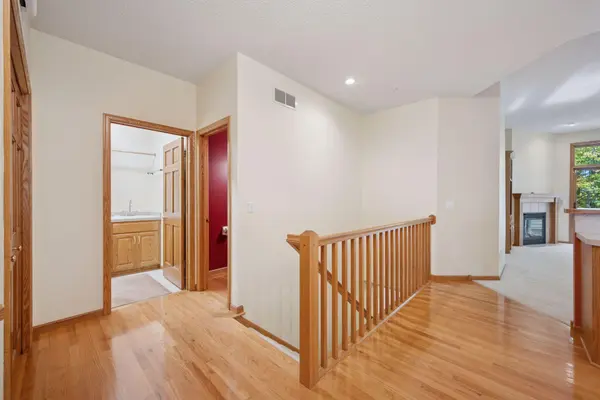9228 Archer LN N, Maple Grove, MN 55311