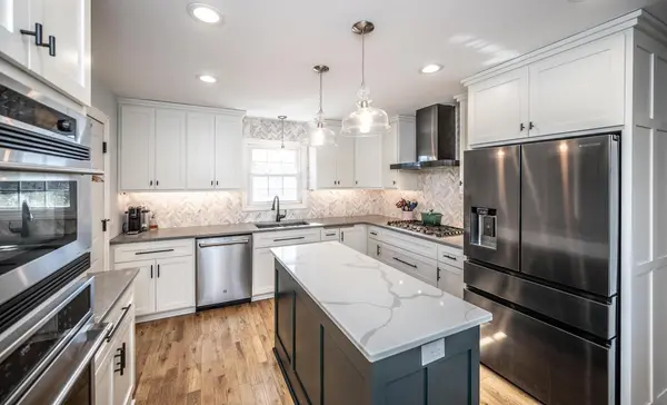 4088 Halite LN, Eagan, MN 55122
