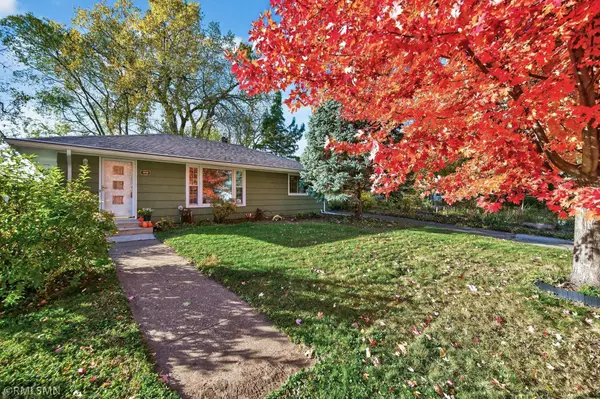 1019 Sperl ST, West Saint Paul, MN 55118