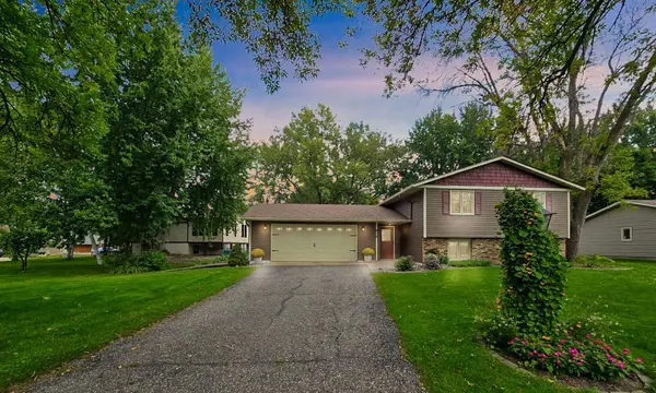 919 15th ST SE, Forest Lake, MN 55025