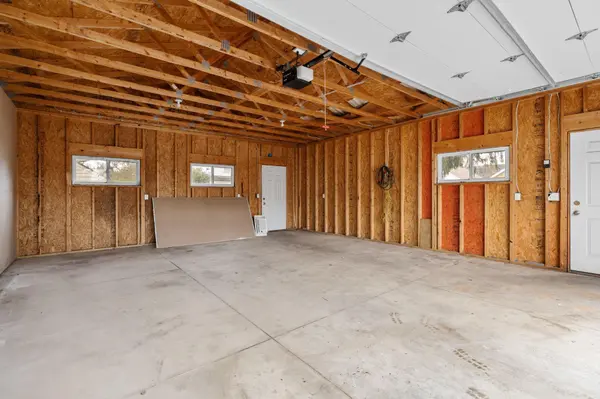 909 6th AVE SE, Austin, MN 55912