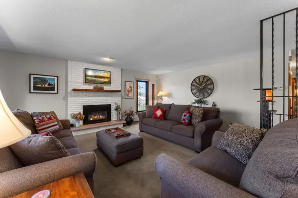 12131 Fernbrook LN N, Dayton, MN 55327