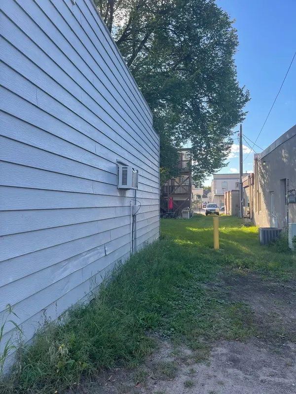 104 6th AVE S, Princeton, MN 55371