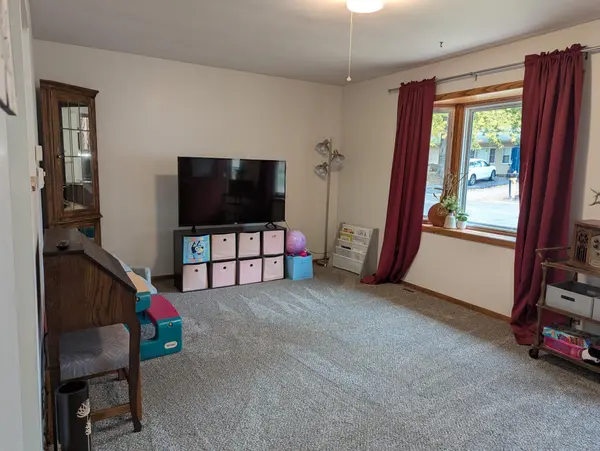 208 McArthur DR, Albert Lea, MN 56007