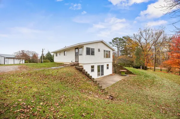 20002 Manana RD, Farming Twp, MN 56368