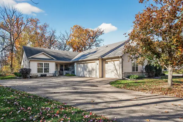 27724 Woodland DR,  Chisago City,  MN 55013