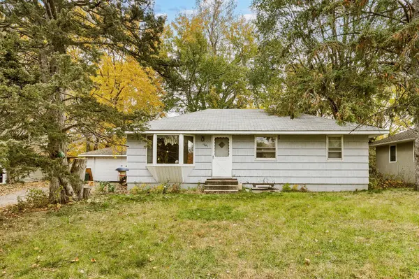 1741 Oakwood DR, Shoreview, MN 55126