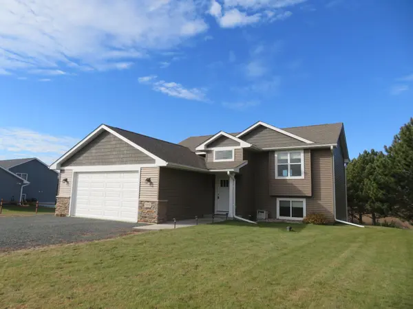 1009 188th ST, Garfield Twp, WI 54009