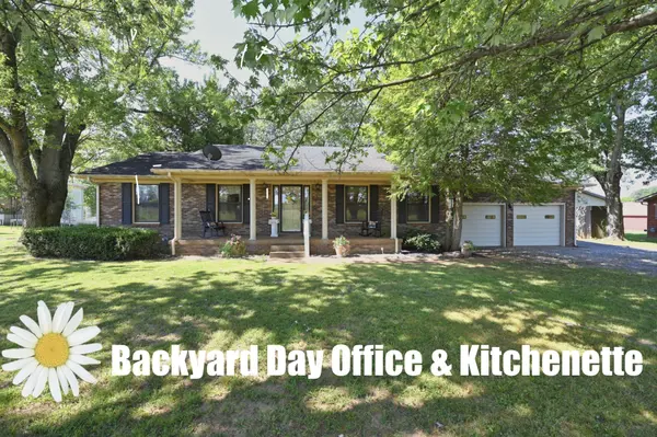 222 Victor Reiter Park Way, Portland, TN 37148