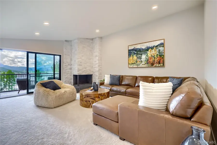 160 E La Bonte #303, Dillon, CO 80435