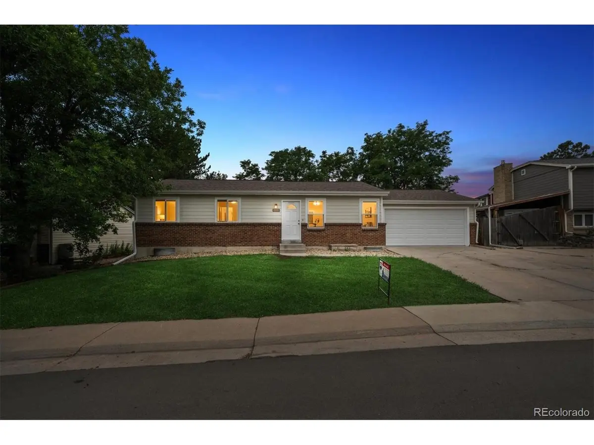 10668 W Ida, Littleton, CO 80127