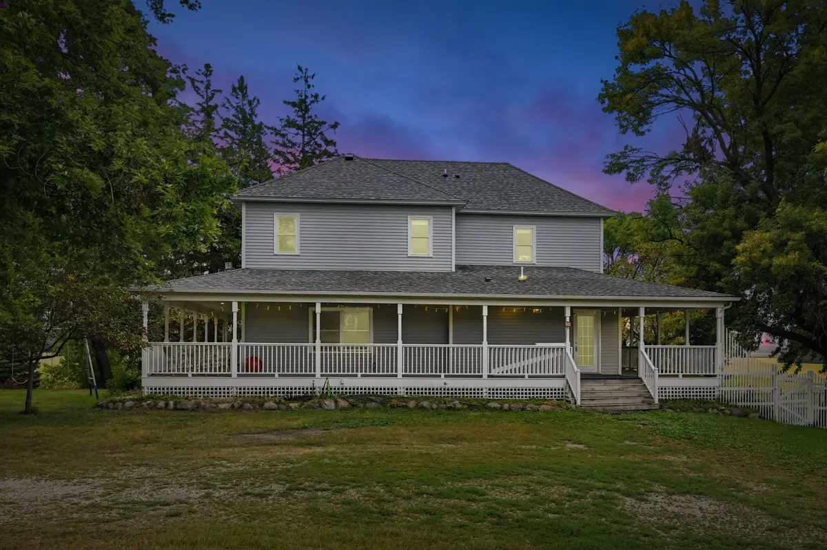 9085 Acorn AVE, Plato, MN 55370