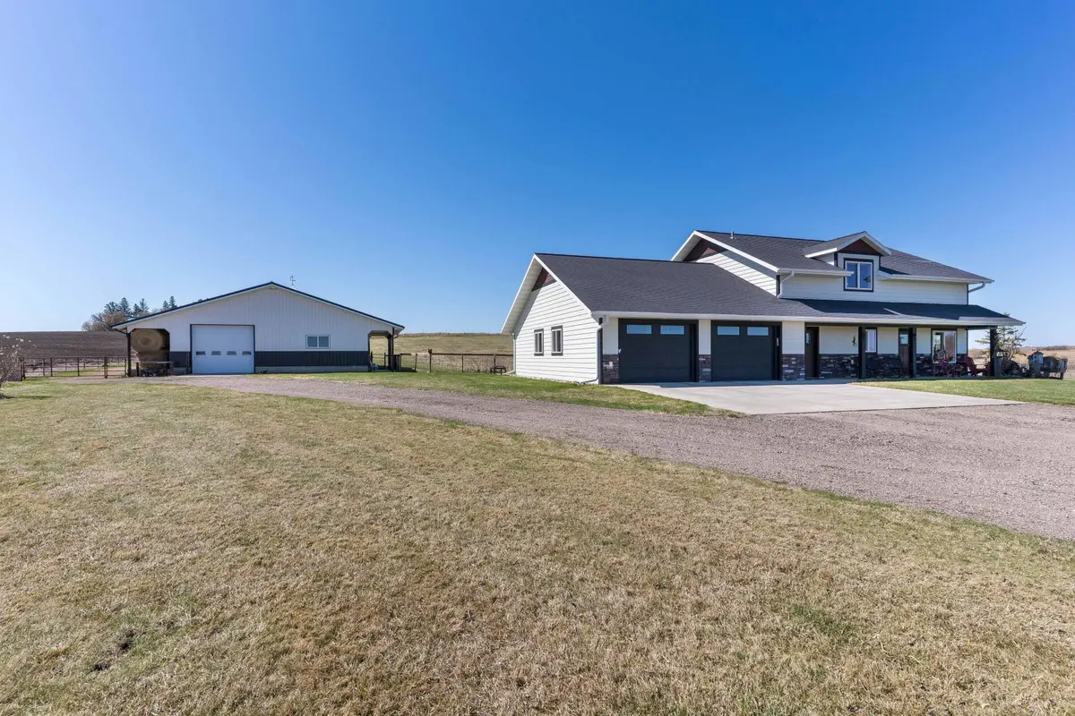 23774 Hidden Lake LN, Fergus Falls, MN 56537