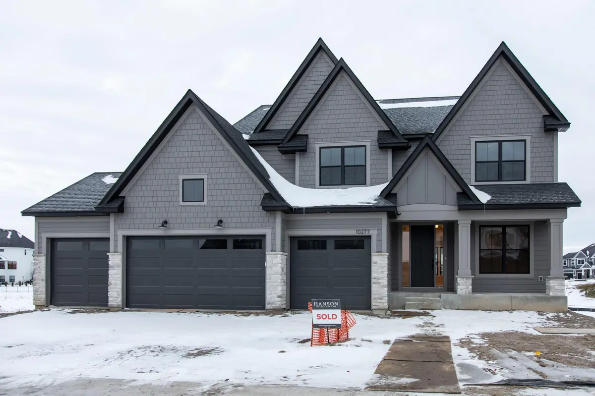 10277 Peony LN, Maple Grove, MN 55311