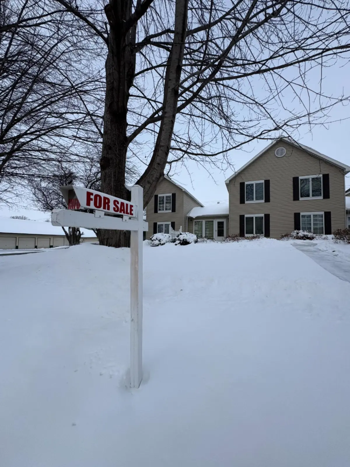 40 W Broadway, Plainview, MN 55964
