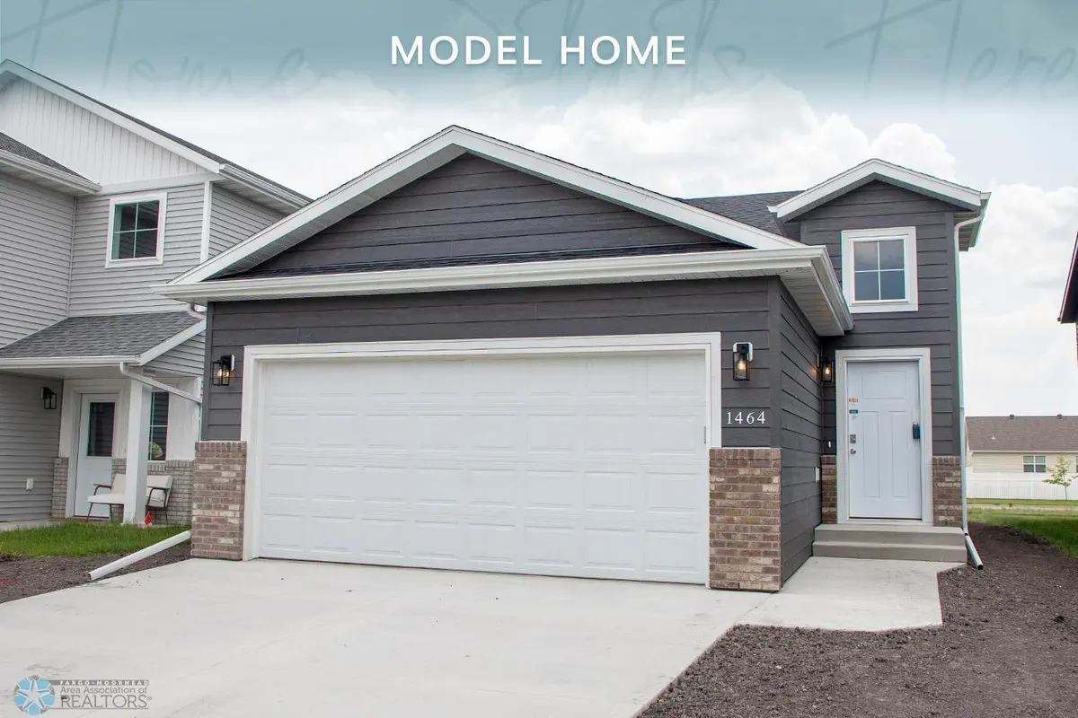 1464 69th AVE S, Fargo, ND 58104